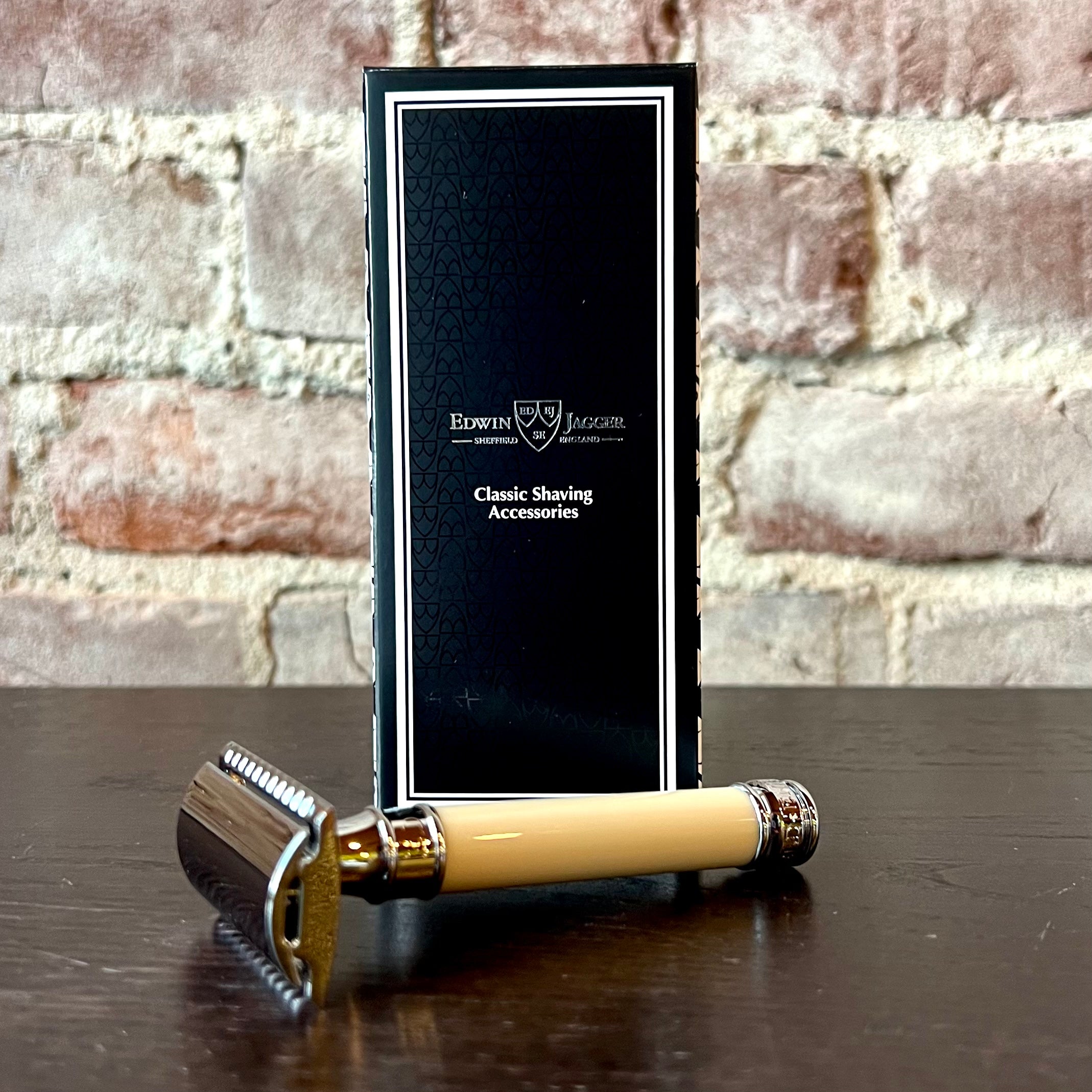 Edwin Jagger Safety Razor - Ivory – Makes Scents