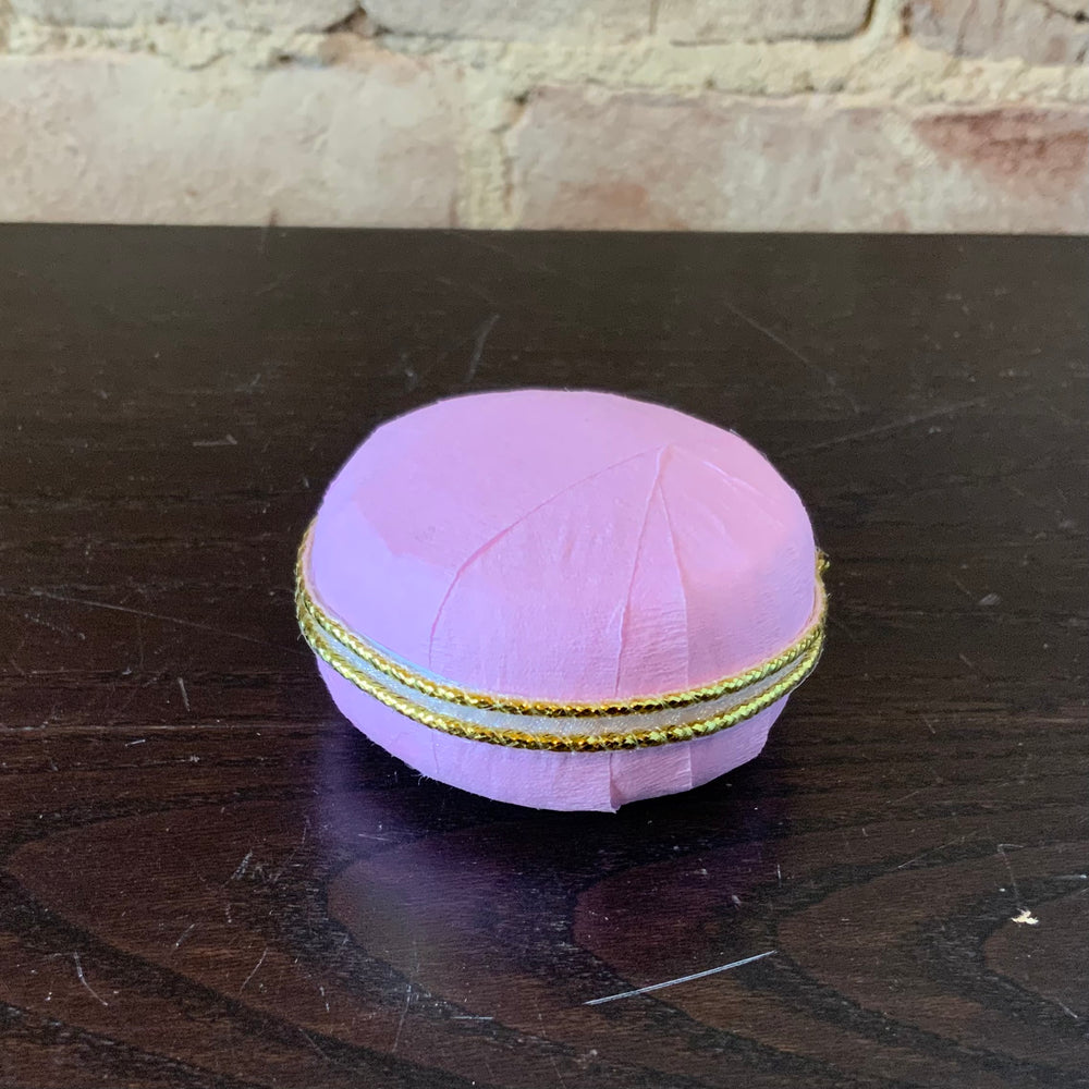 Individual Macaron Surprise Balls