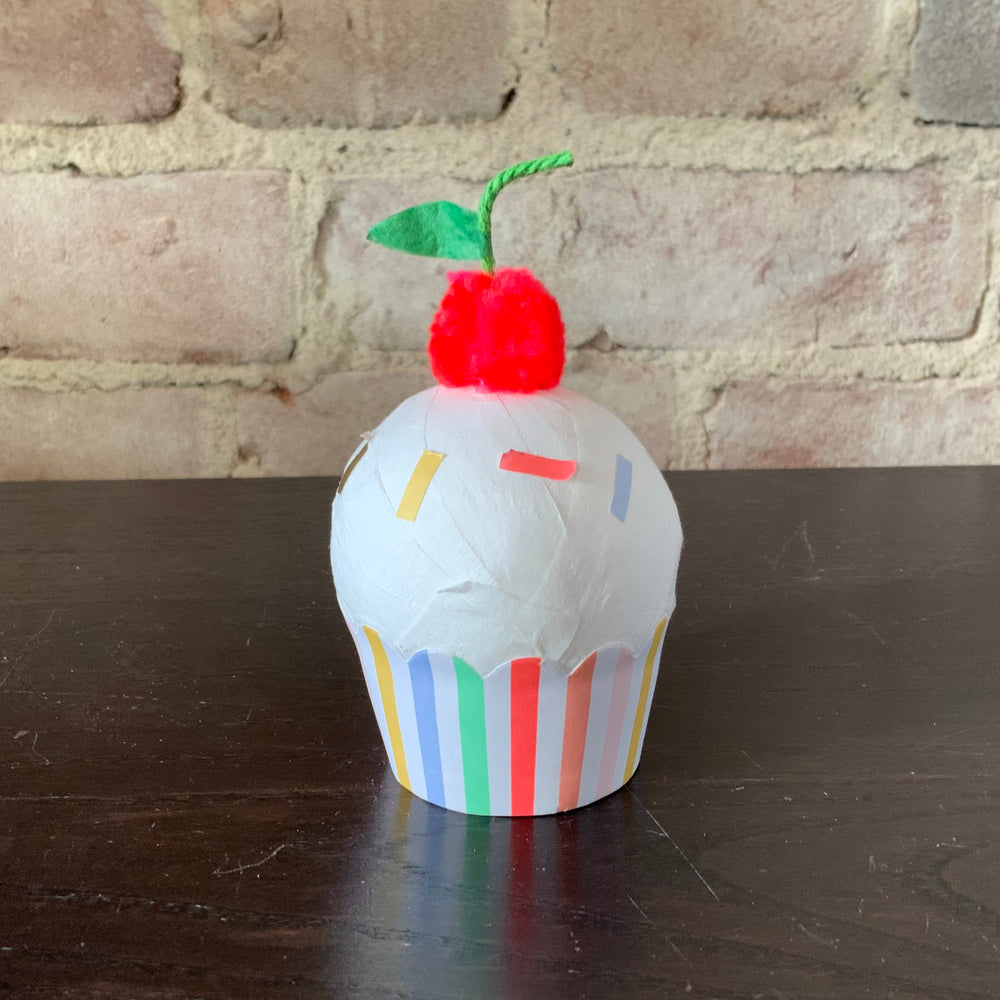 Individual Cupcake Surprise Ball