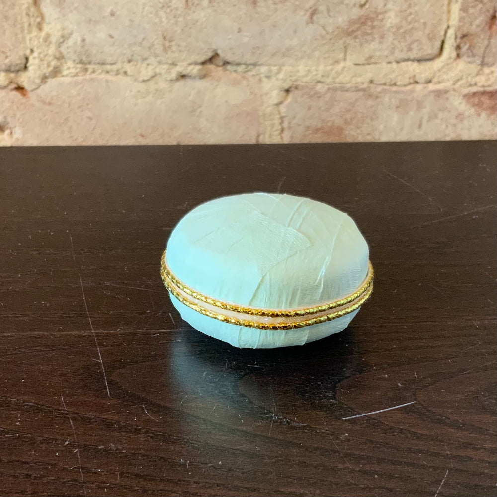 Individual Macaron Surprise Balls