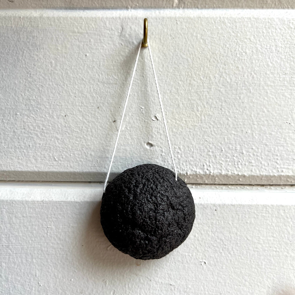 LUNA Charcoal Konjac Facial Sponge